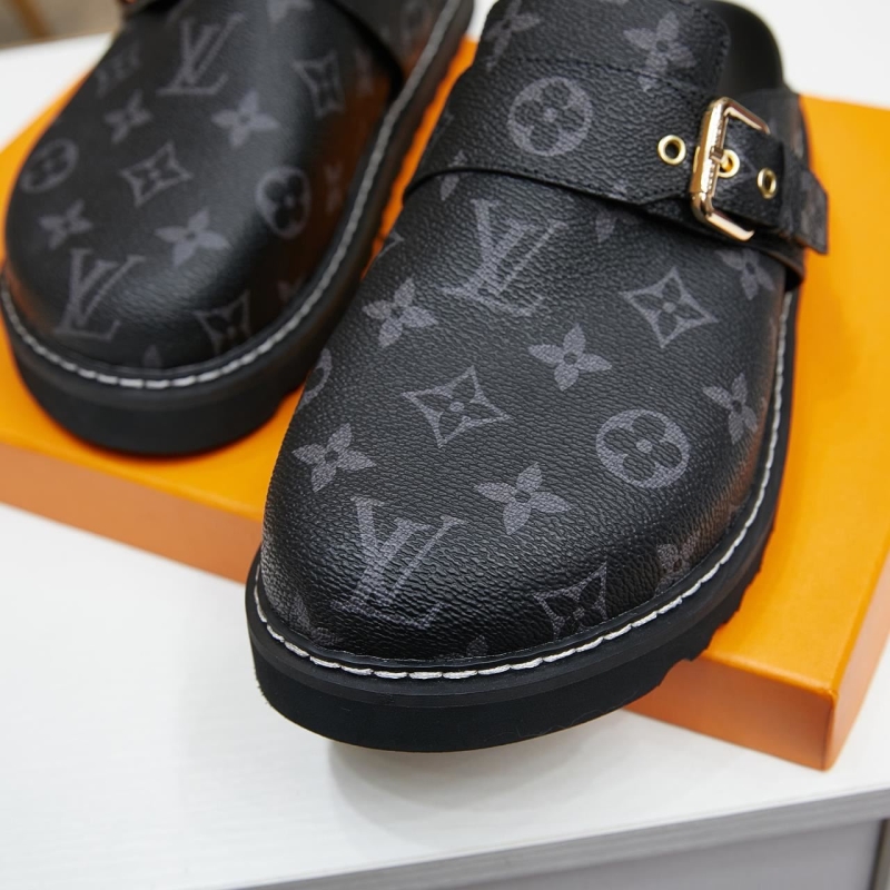 Louis Vuitton Slippers